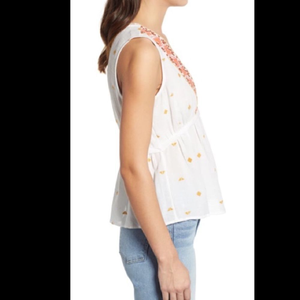 NWT Lucky romantic embroidered top - Picture 3 of 6